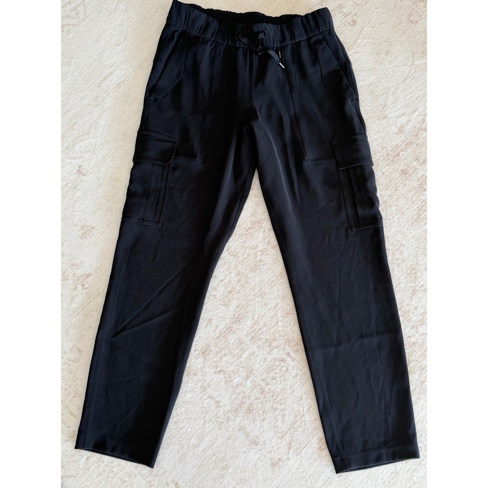 Lululemon Beyond the Studio Cargo Pants Black Size 6 LW5CWMS Joggers
